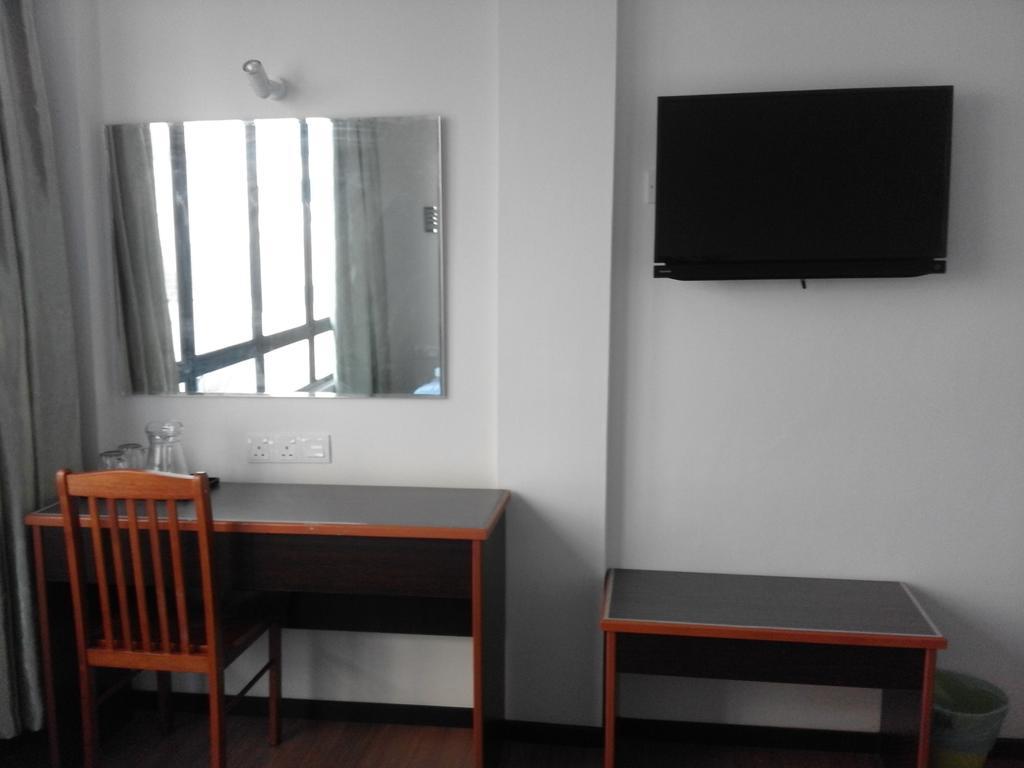 101 Hotel Miri Quarto foto
